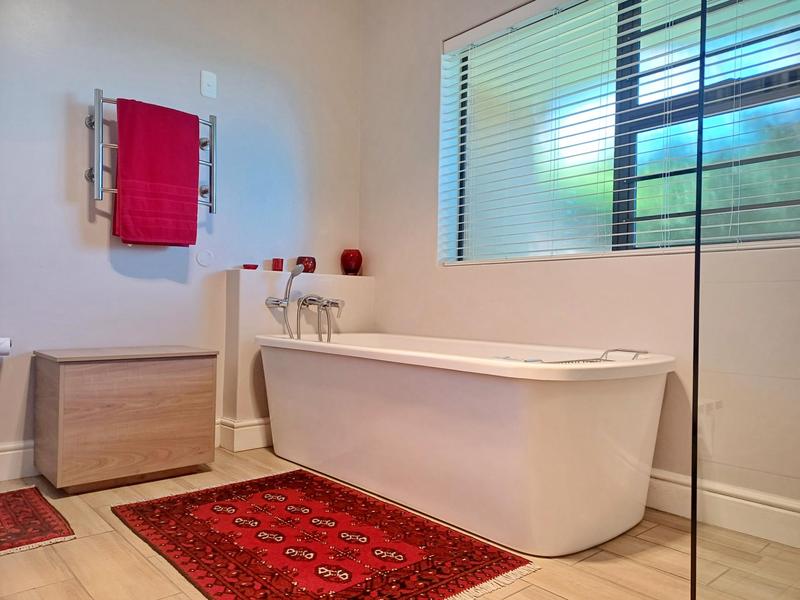 3 Bedroom Property for Sale in Reebok Western Cape